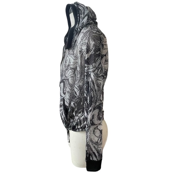 Victoria Sport Mesh hoodie Size Small - Picture 6 of 15